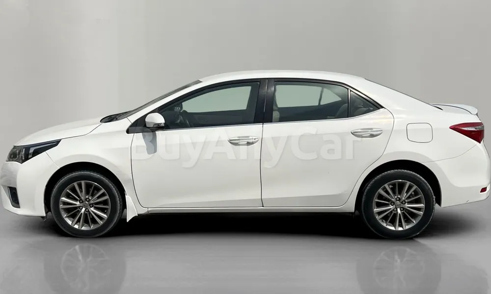Vehicle photo 4