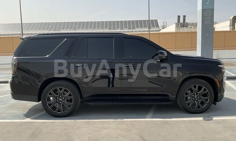 Vehicle photo 3