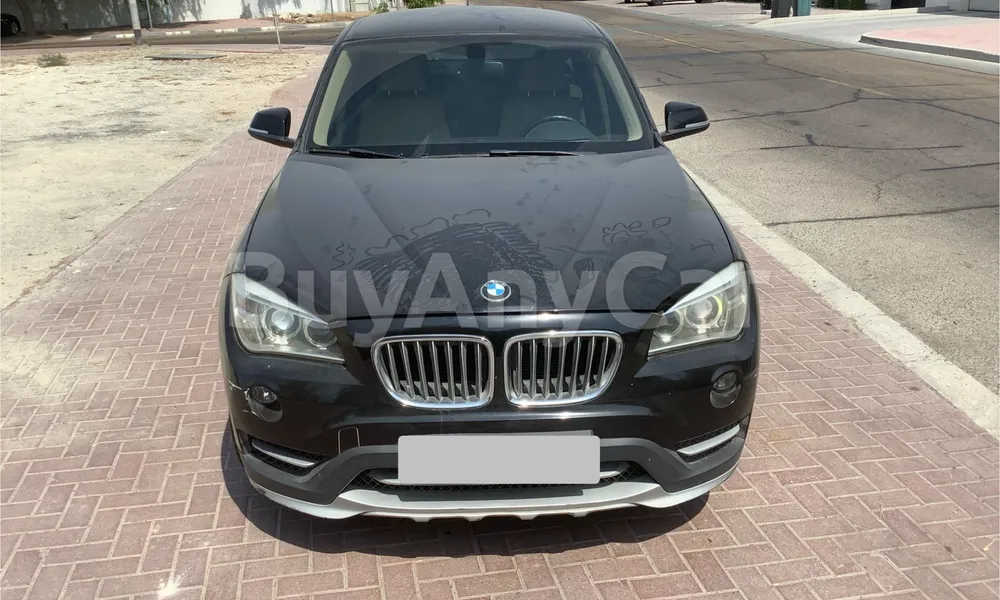 Vehicle photo 1