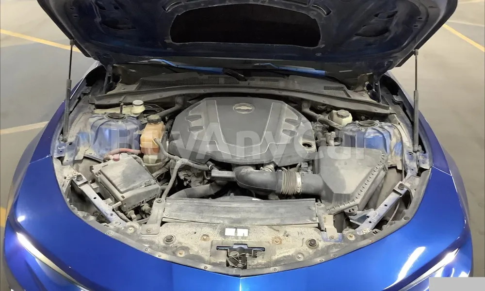 Vehicle photo 6