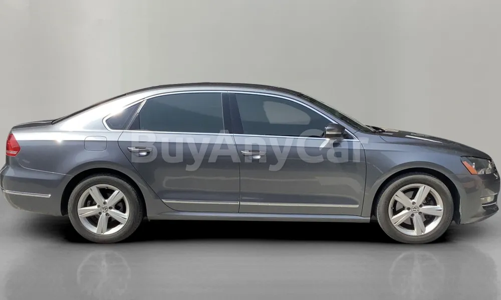 Vehicle photo 4