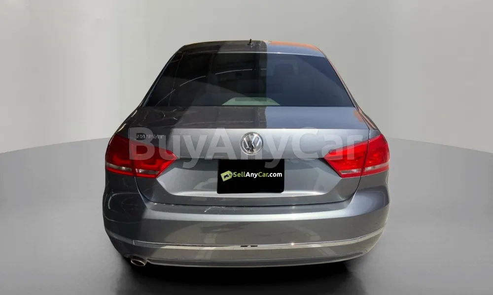 Vehicle photo 2