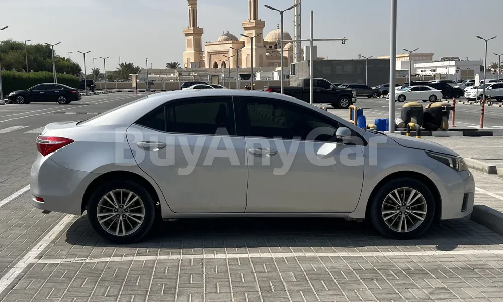 Vehicle photo 3