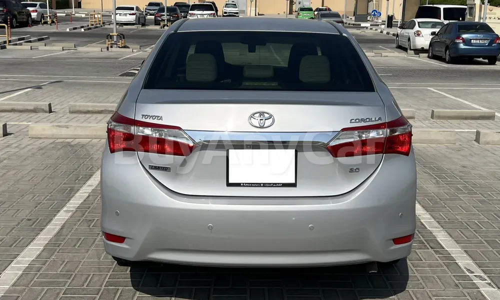 Vehicle photo 2