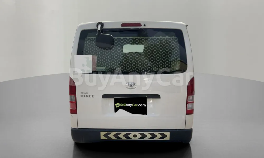 Vehicle photo 2