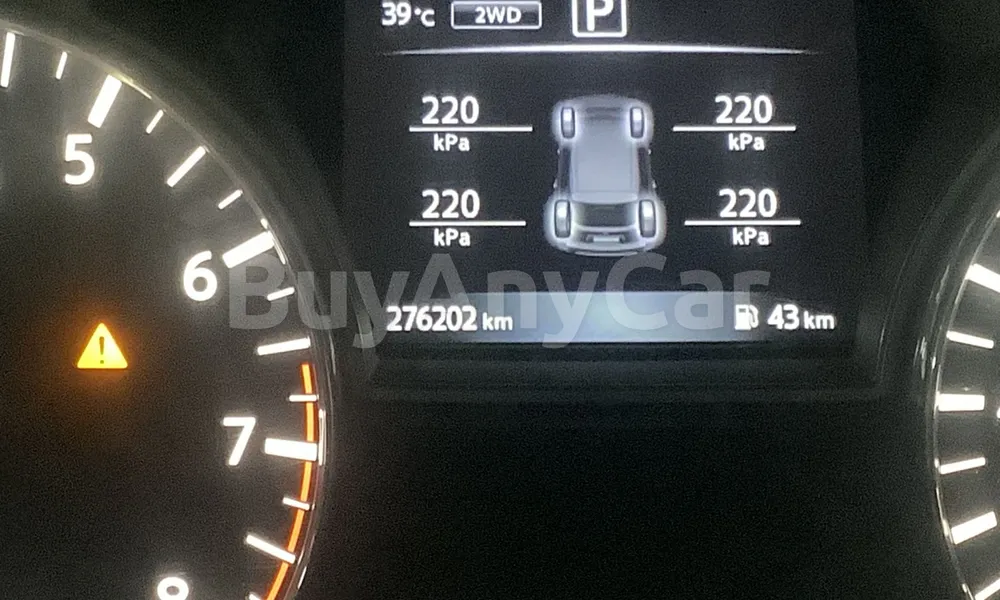 Vehicle photo 7