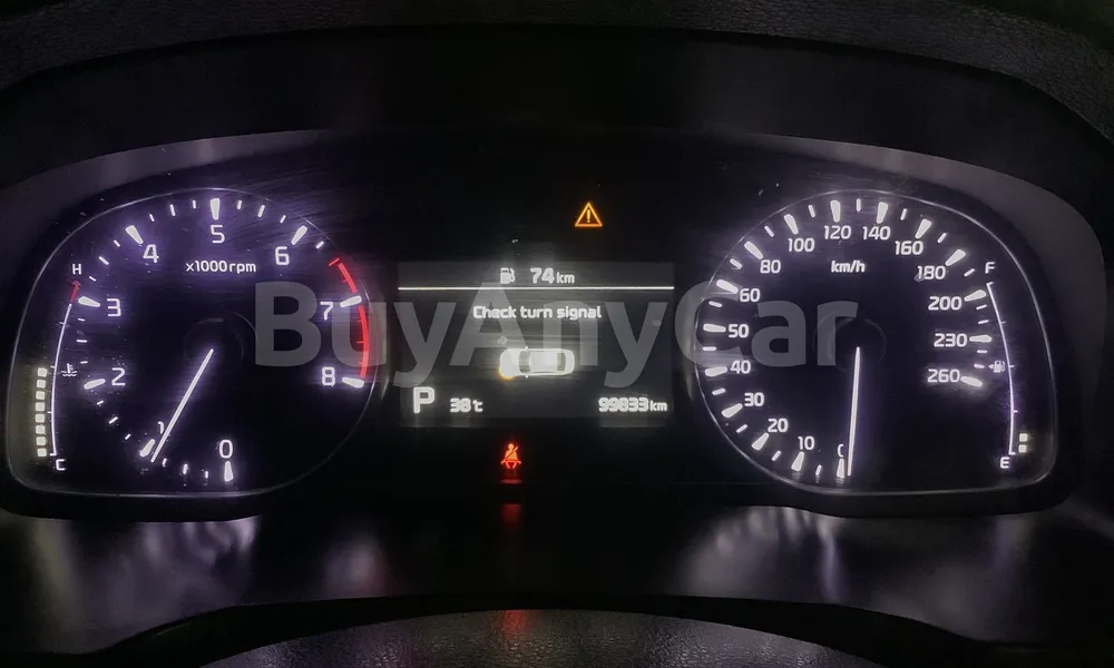 Vehicle photo 9