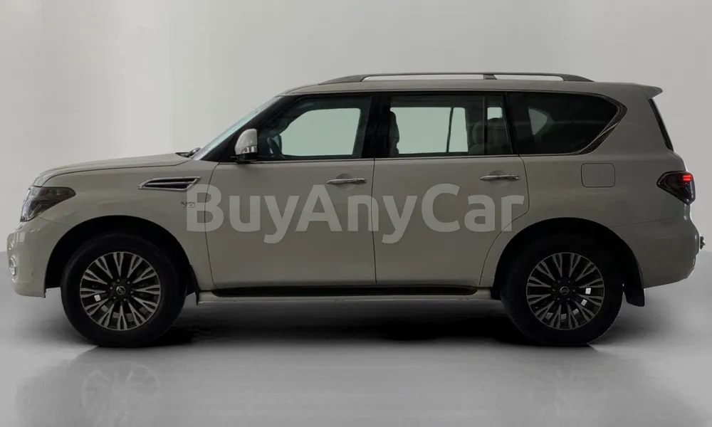 Vehicle photo 3