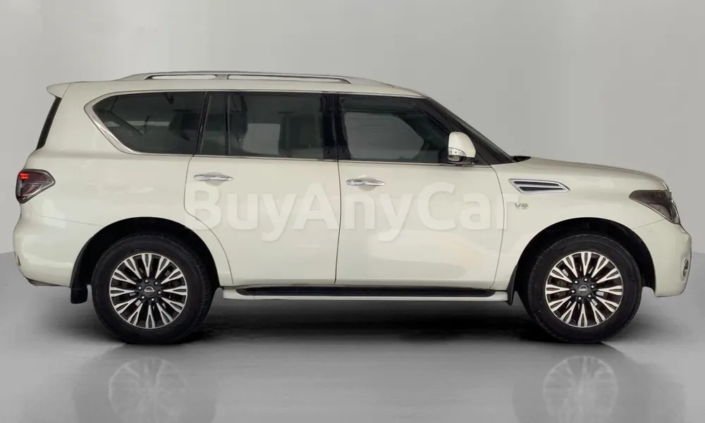 Vehicle photo 4