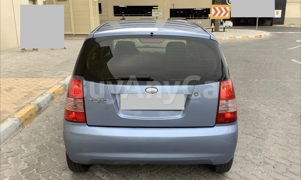 Vehicle photo 2