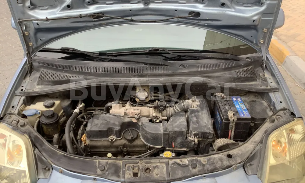Vehicle photo 8