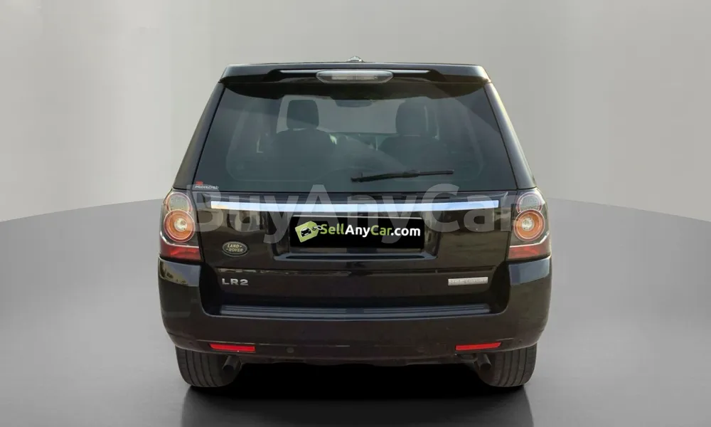 Vehicle photo 2