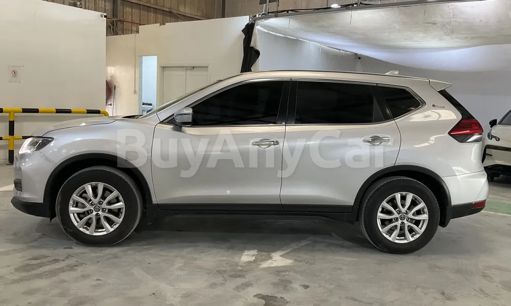 Vehicle photo 4