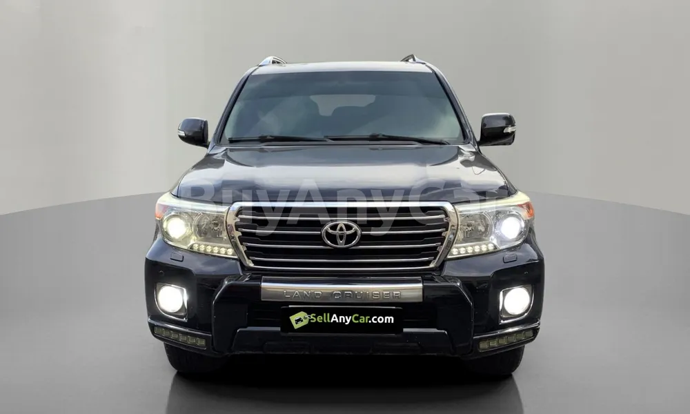 Vehicle photo 1