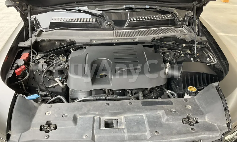 Vehicle photo 8