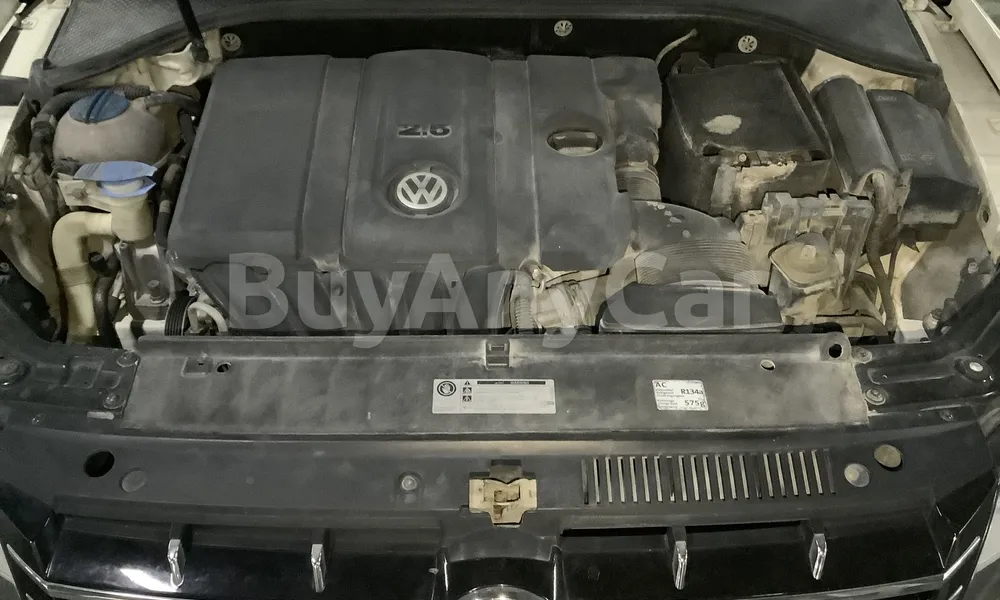 Vehicle photo 6
