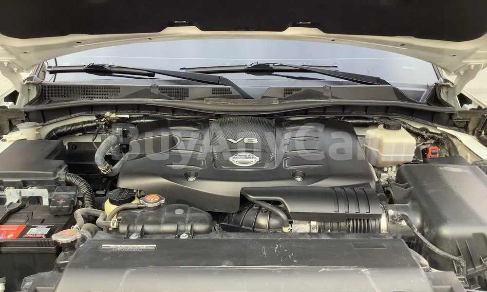 Vehicle photo 6