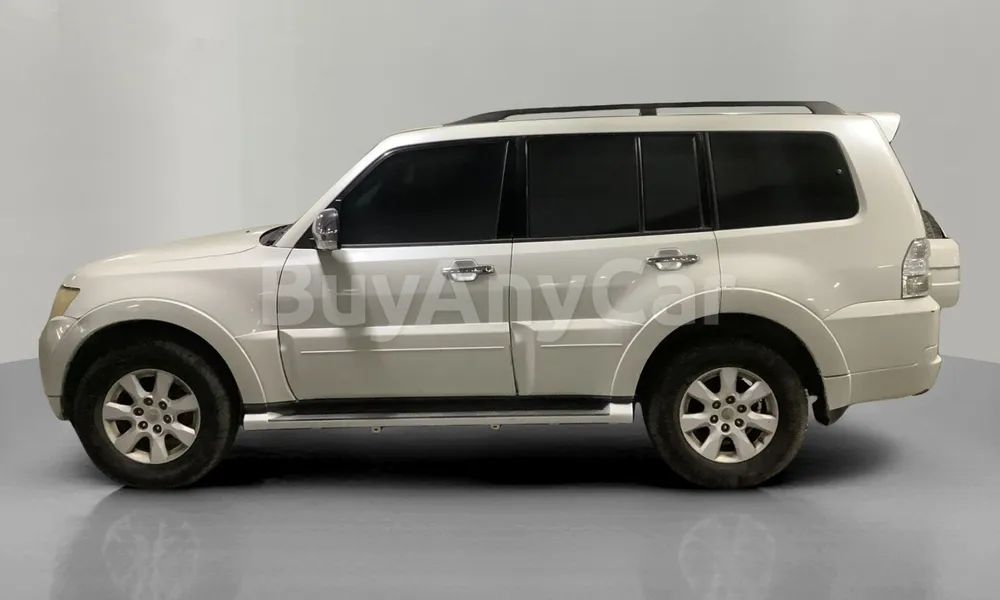 Vehicle photo 3