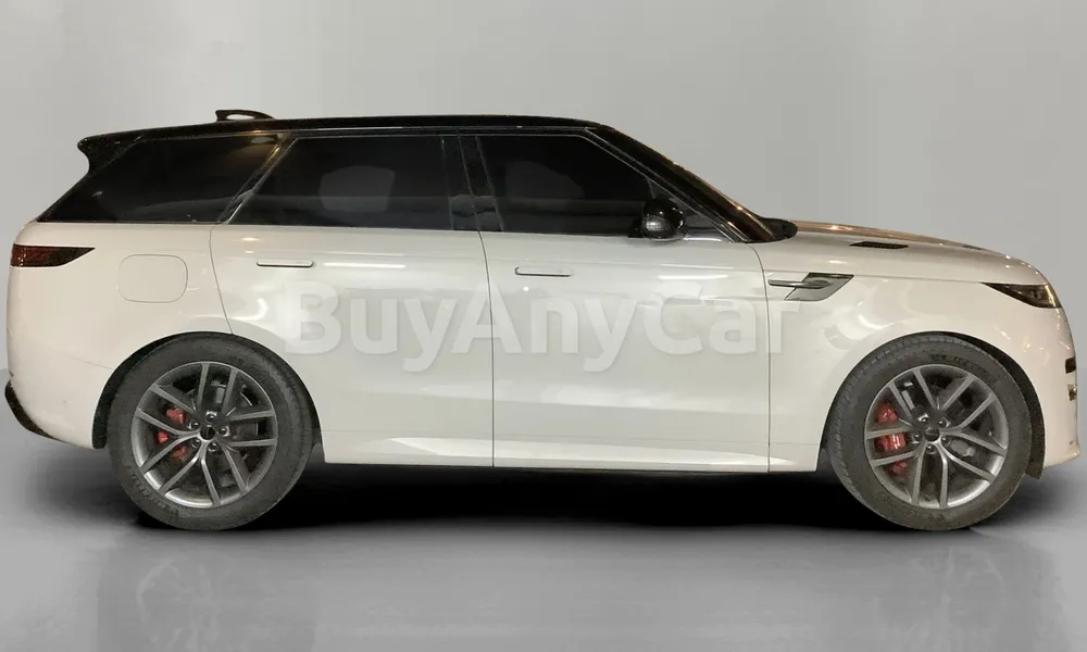 Vehicle photo 4