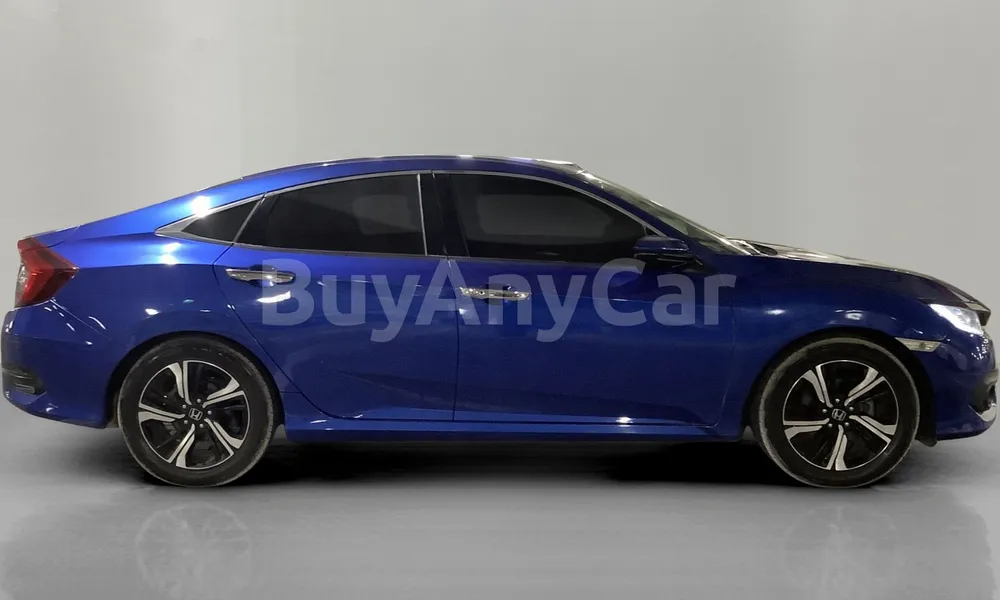 Vehicle photo 4