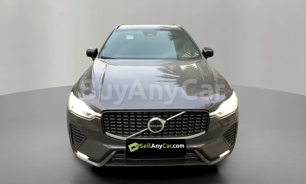 Vehicle photo 1