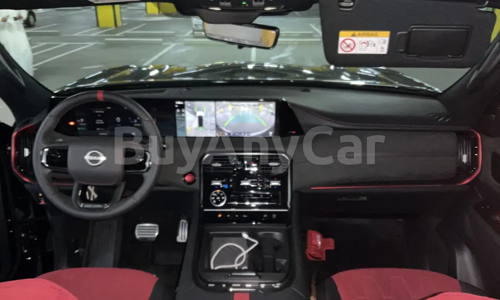 Vehicle photo 8