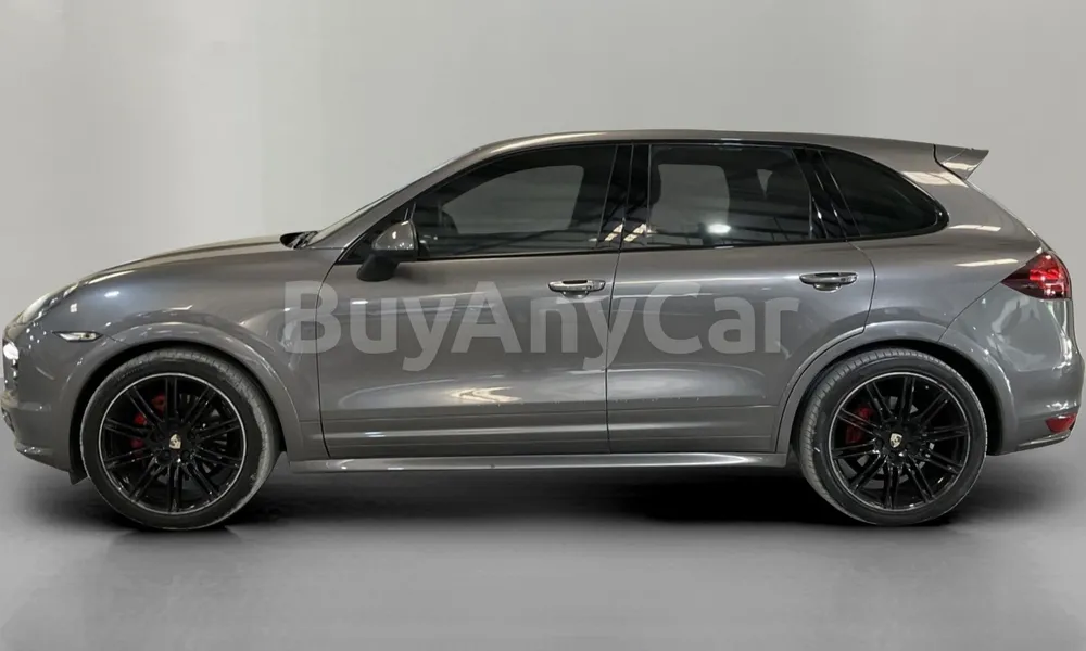 Vehicle photo 4