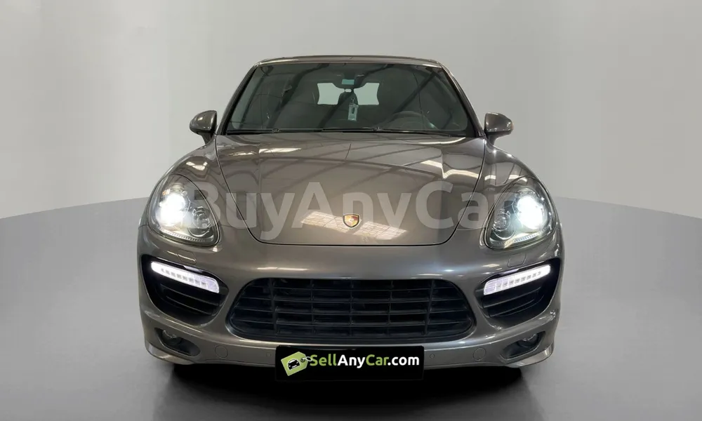 Vehicle photo 1