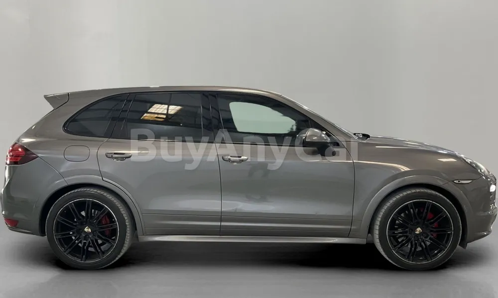 Vehicle photo 3