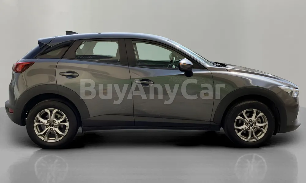 Vehicle photo 3