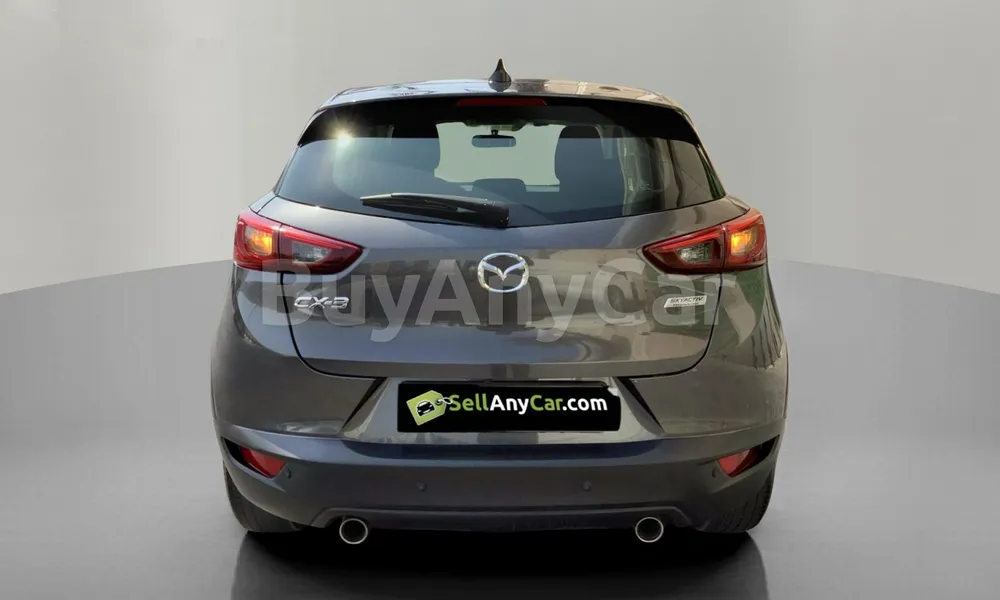 Vehicle photo 2