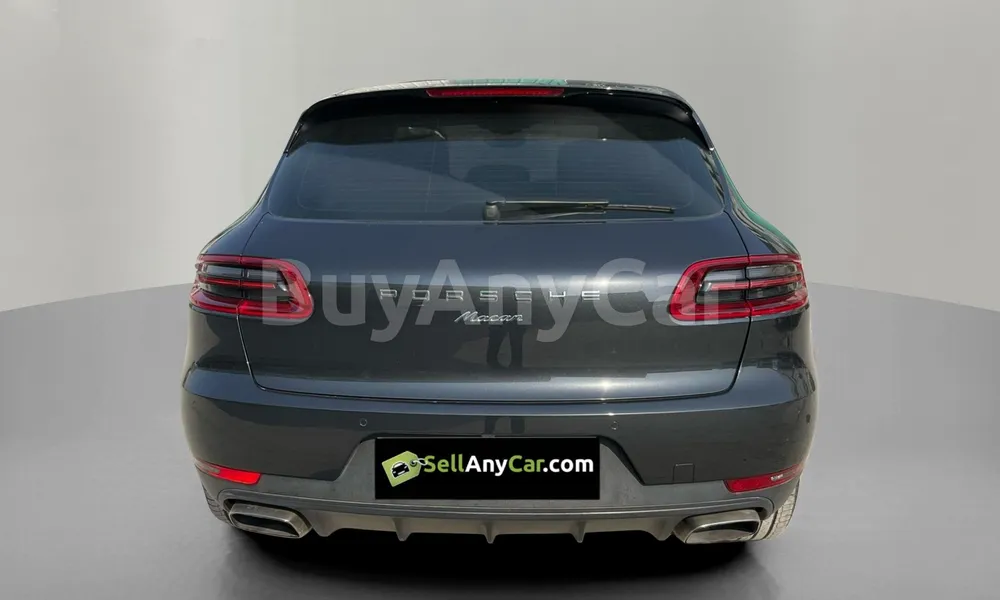 Vehicle photo 2