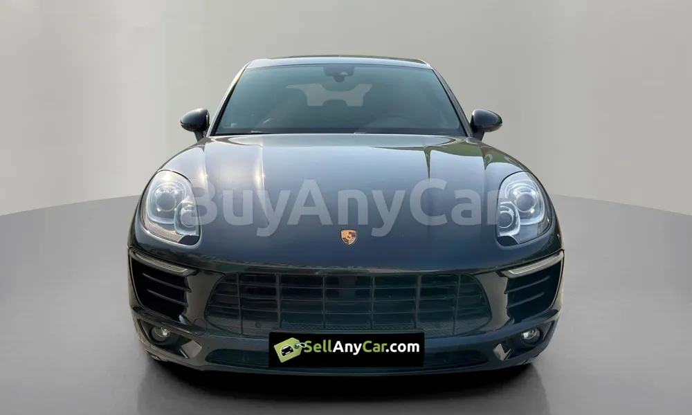 Vehicle photo 1