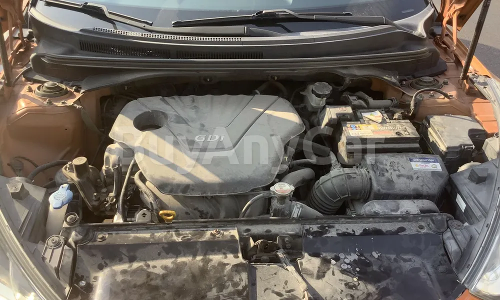 Vehicle photo 6