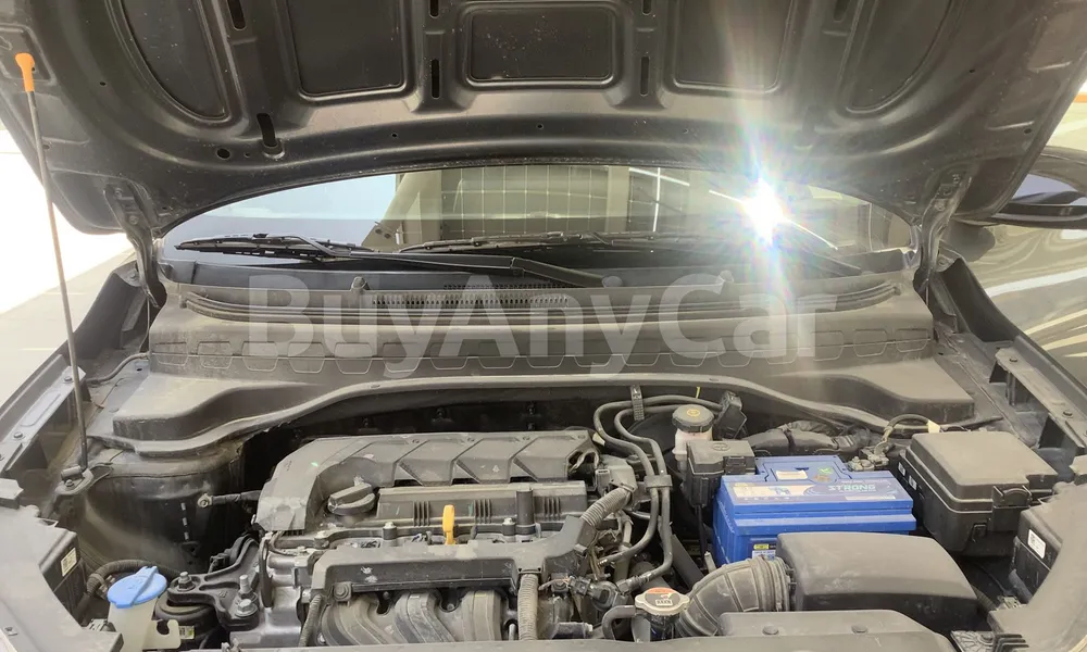 Vehicle photo 6