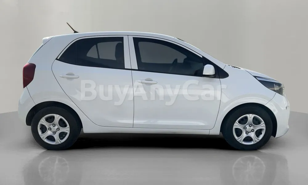 Vehicle photo 4