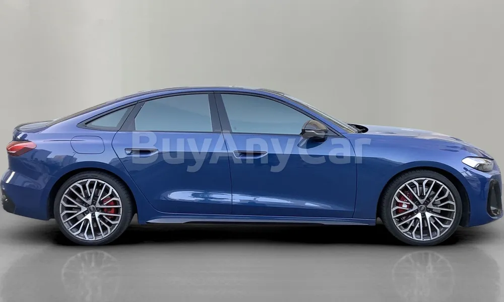 Vehicle photo 3