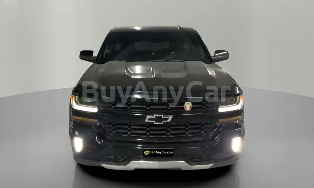 Vehicle photo 1