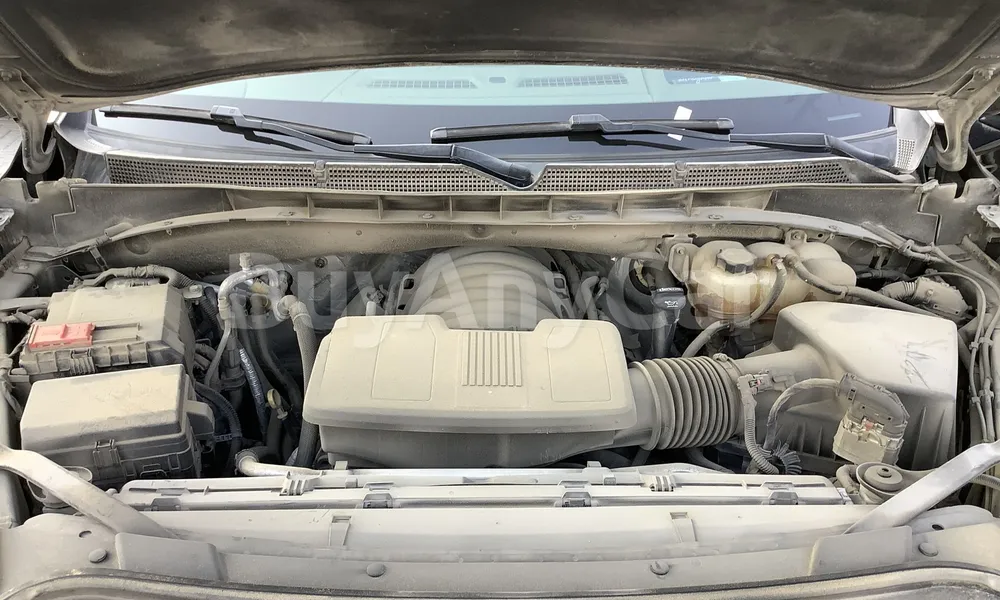 Vehicle photo 6