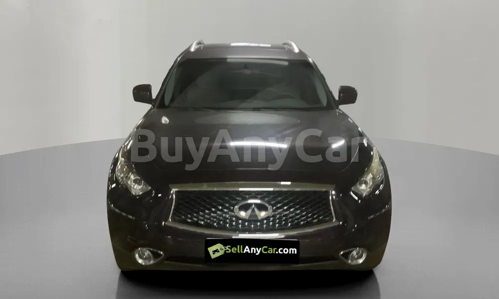 Vehicle photo 1