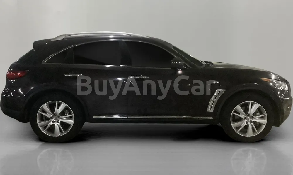 Vehicle photo 3