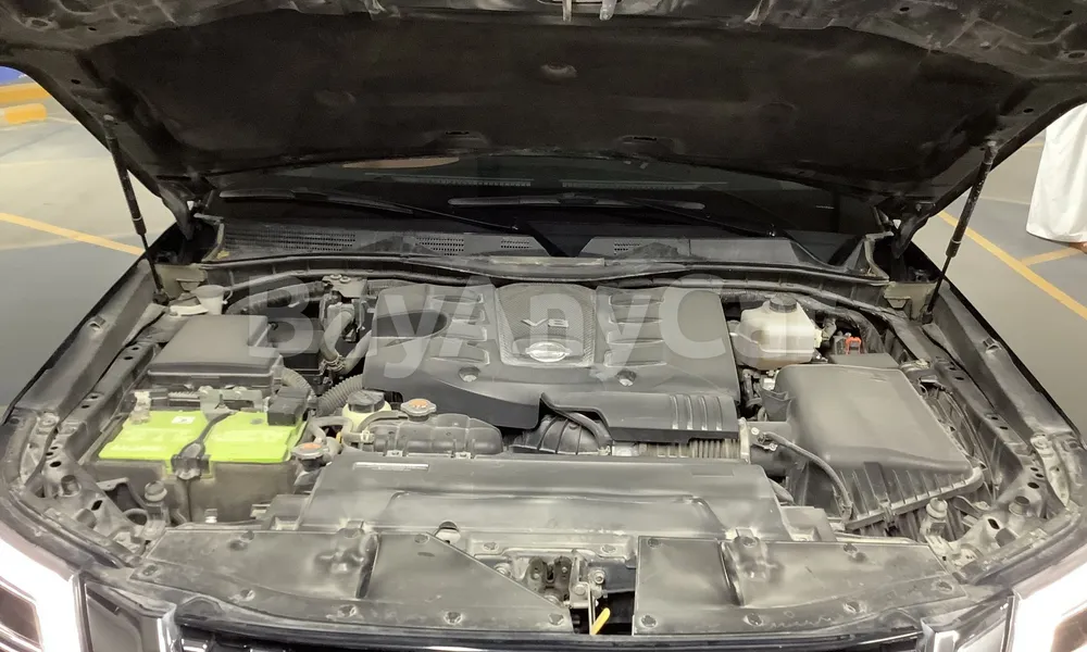 Vehicle photo 6