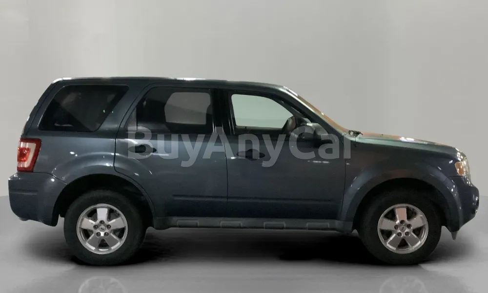 Vehicle photo 3