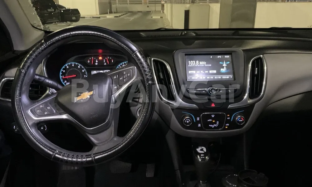 Vehicle photo 9
