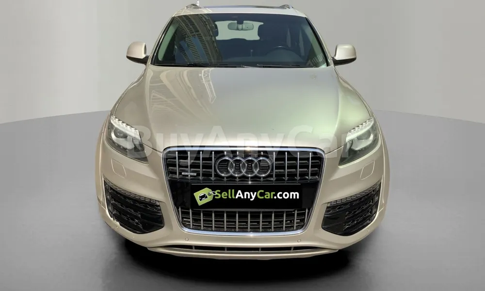Vehicle photo 1