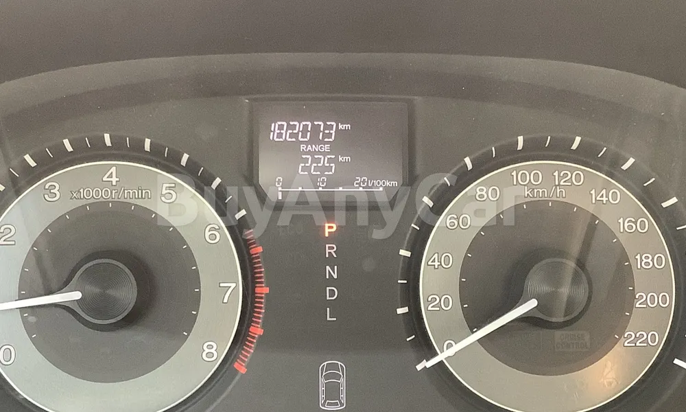 Vehicle photo 9