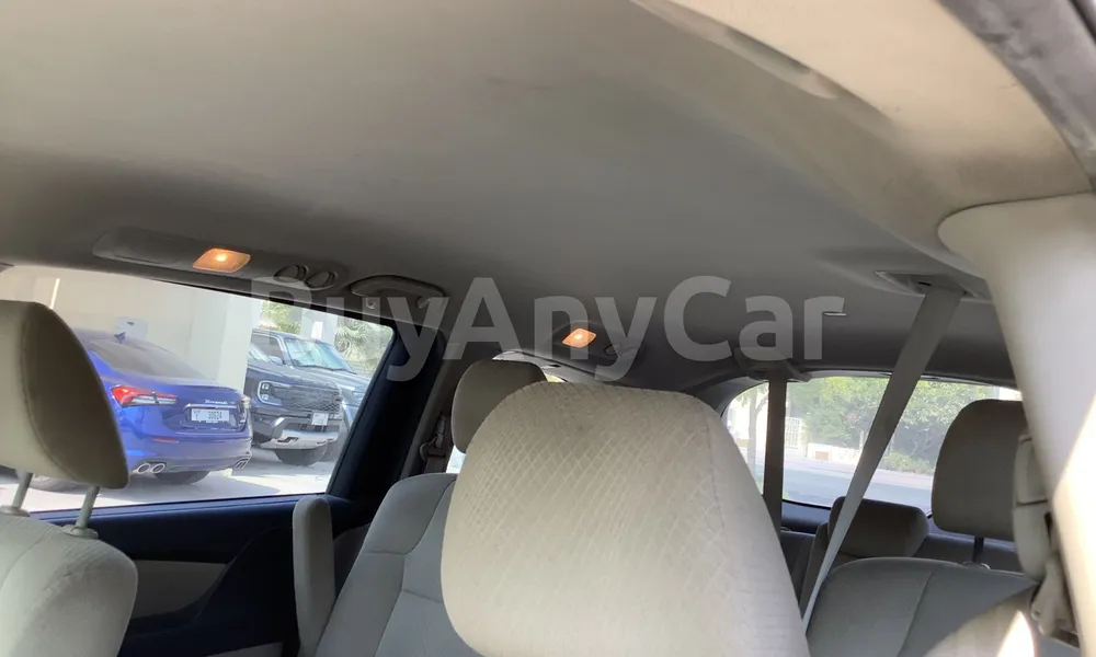 Vehicle photo 7