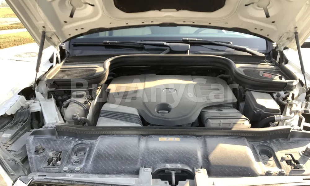 Vehicle photo 6