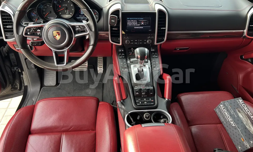 Vehicle photo 9
