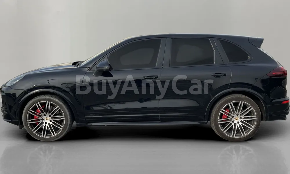 Vehicle photo 4